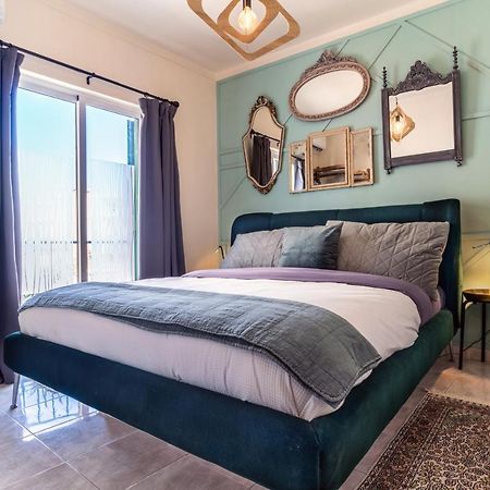 Arty Vintage Townhouse With Rooftop Shower & Sun Loungers Olhão المظهر الخارجي الصورة