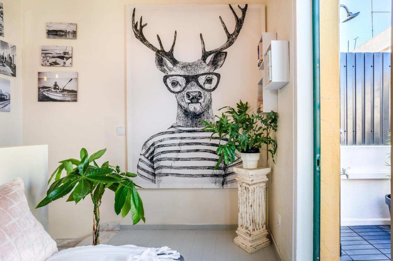 Arty Vintage Townhouse With Rooftop Shower & Sun Loungers Olhão المظهر الخارجي الصورة