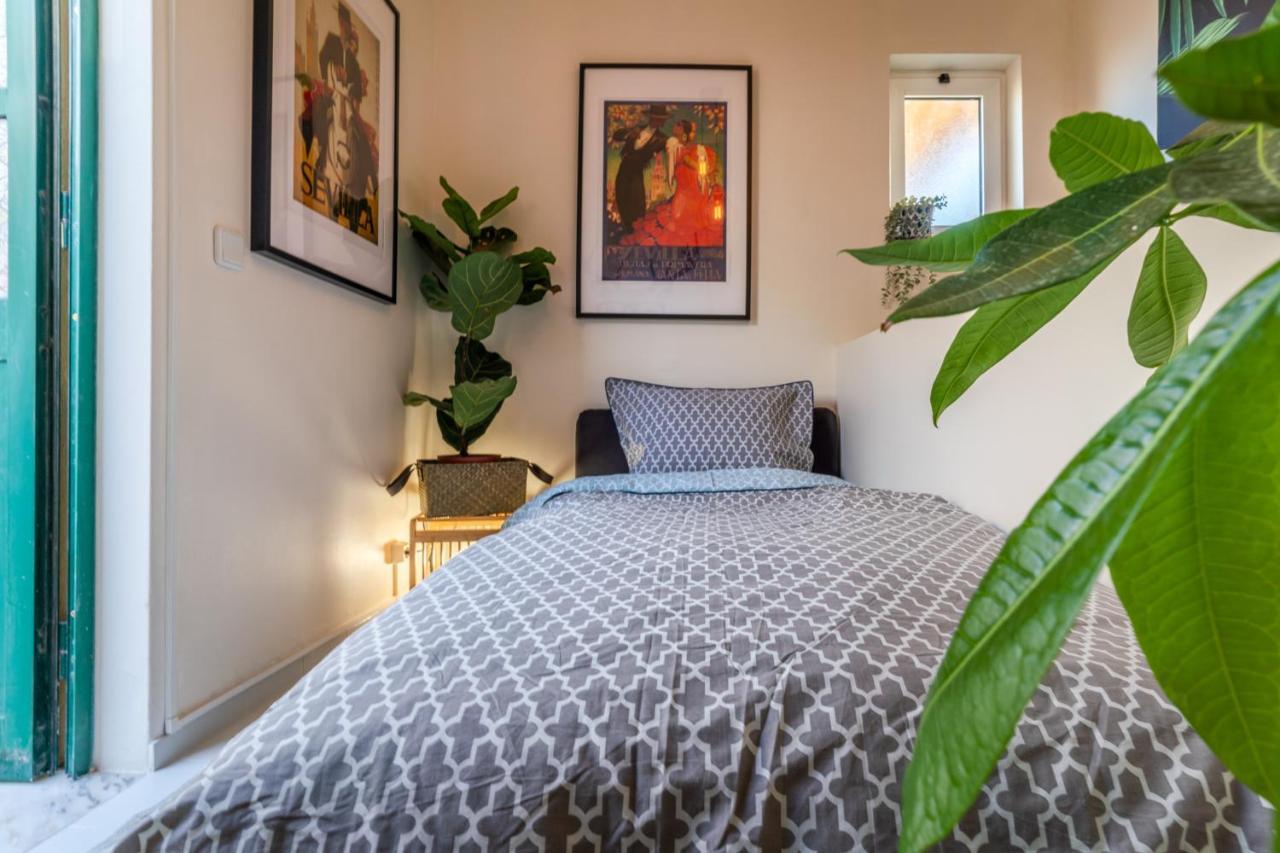 Arty Vintage Townhouse With Rooftop Shower & Sun Loungers Olhão المظهر الخارجي الصورة