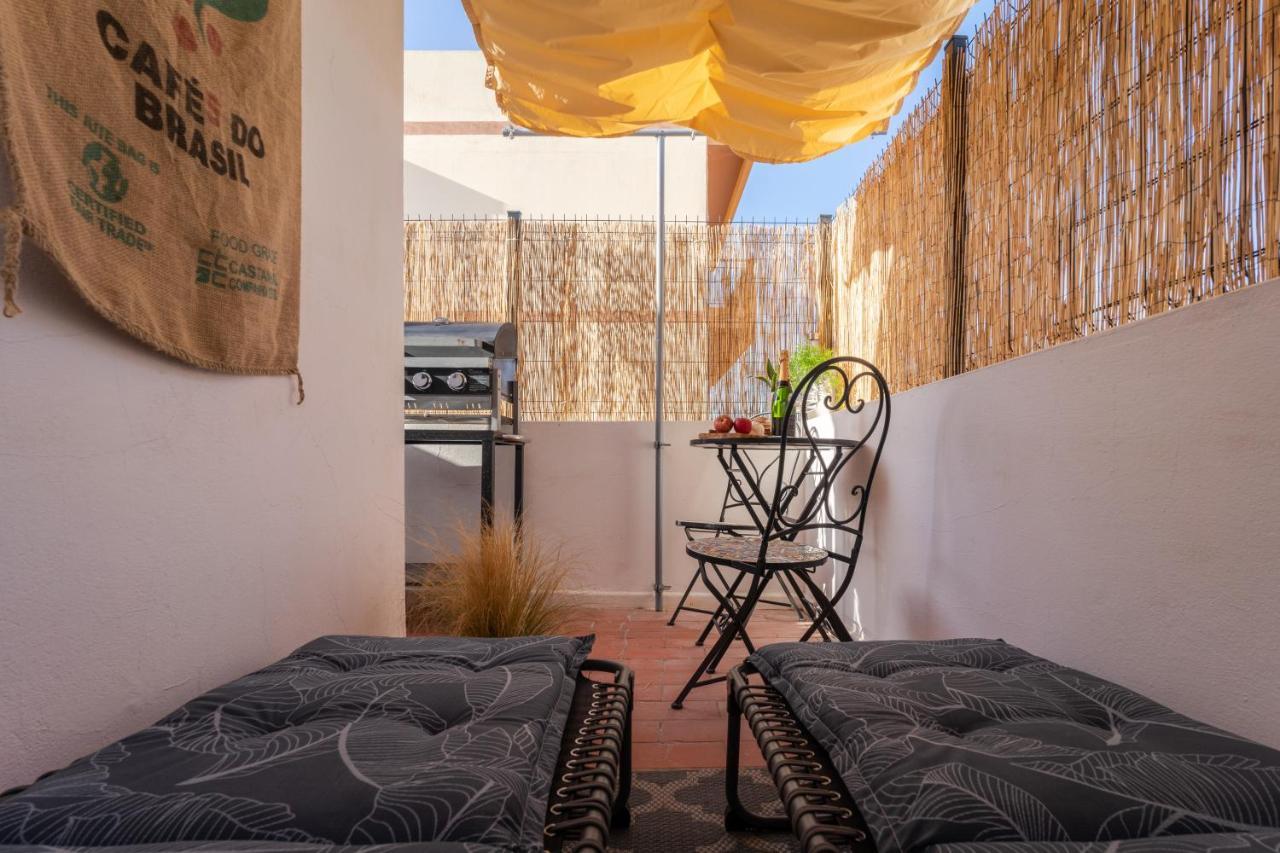 Arty Vintage Townhouse With Rooftop Shower & Sun Loungers Olhão المظهر الخارجي الصورة