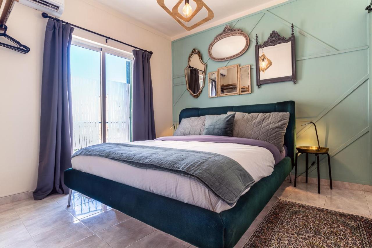 Arty Vintage Townhouse With Rooftop Shower & Sun Loungers Olhão المظهر الخارجي الصورة