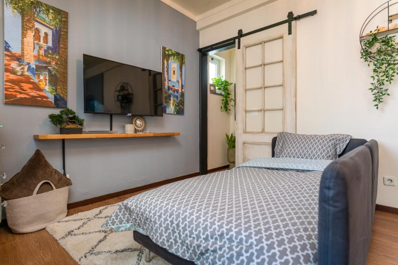 Arty Vintage Townhouse With Rooftop Shower & Sun Loungers Olhão المظهر الخارجي الصورة